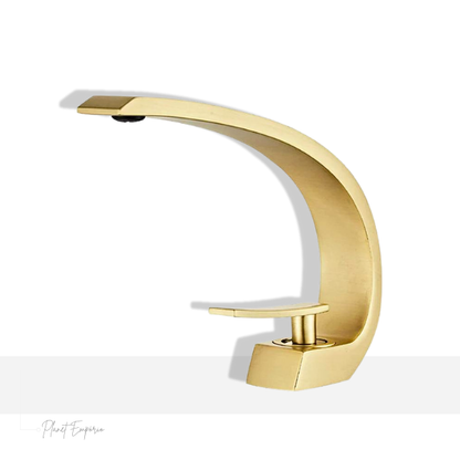 Dubai Sculptural Bathroom Tap - Plaemp