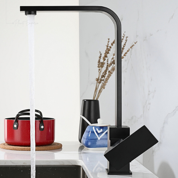 New York Architectural Kitchen Faucet - Plaemp