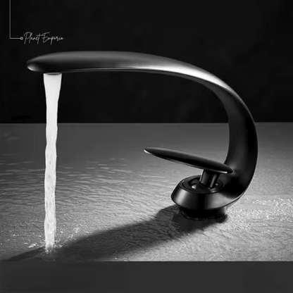 Futuristic Noir Bathroom Tap - Plaemp