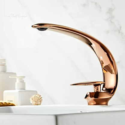 Futuristic Noir Bathroom Tap - Plaemp