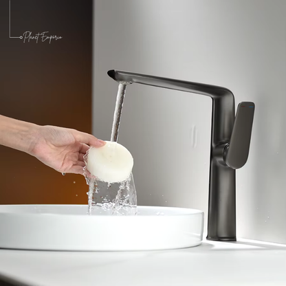 Stockholm Modern Bathroom Tap - Plaemp